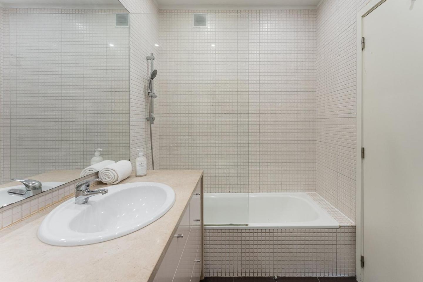 Guestready - Fantastic Apt Overlooking Douro River ปอร์โต ภายนอก รูปภาพ