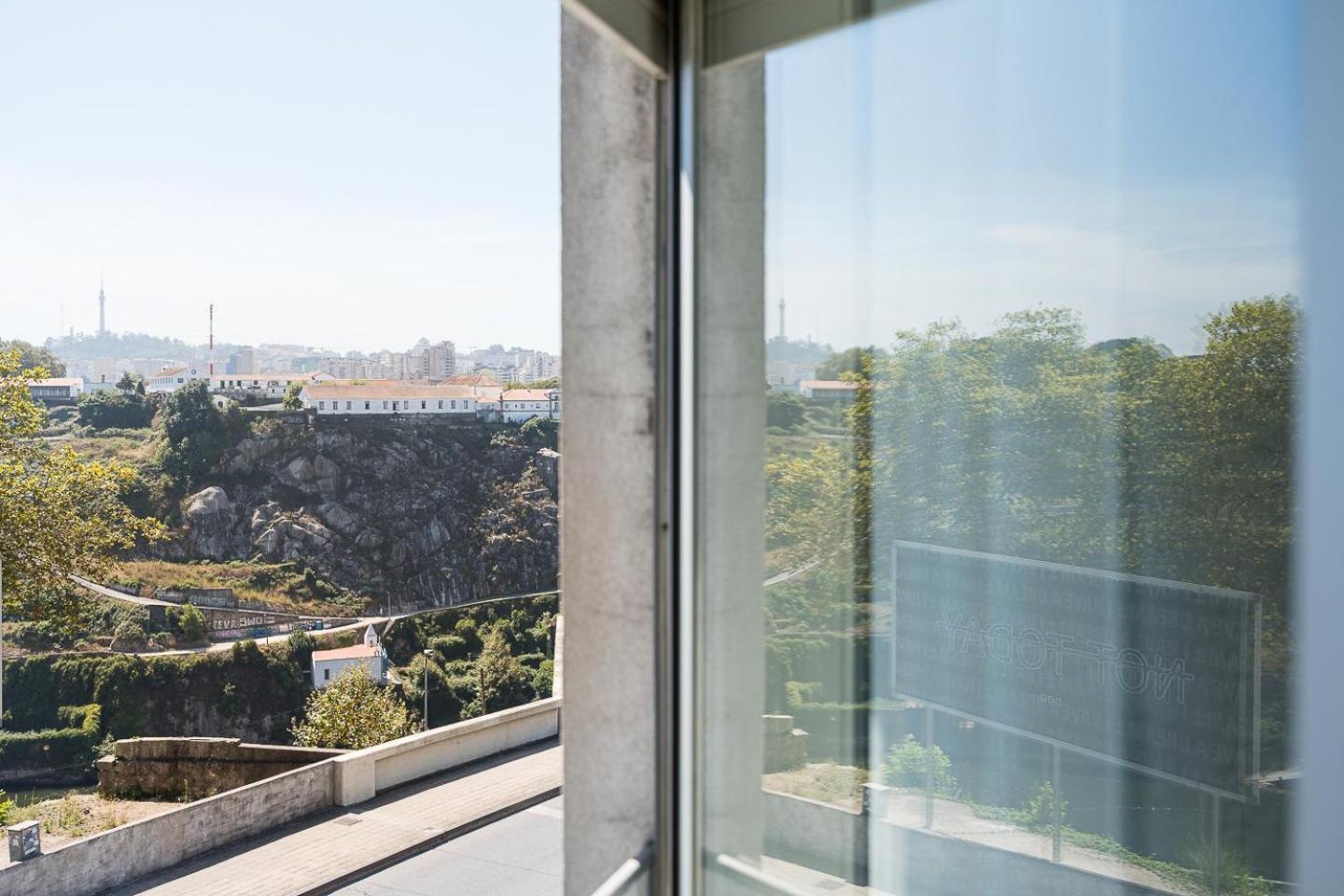 Guestready - Fantastic Apt Overlooking Douro River ปอร์โต ภายนอก รูปภาพ